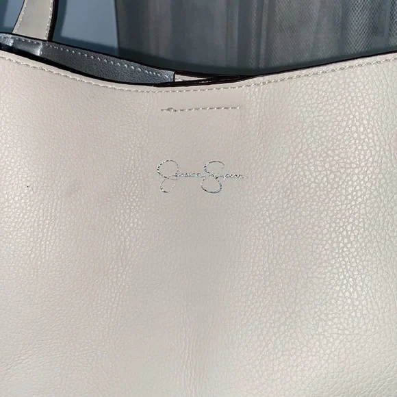 Jessica Simpson Spring Bag - Picture 3 of 16